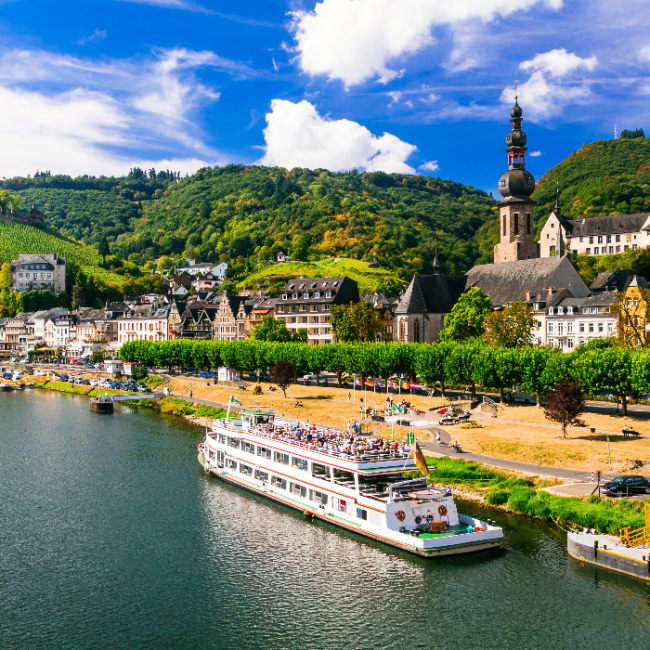 Cruise Blog, A Romantic Date at the Main River
