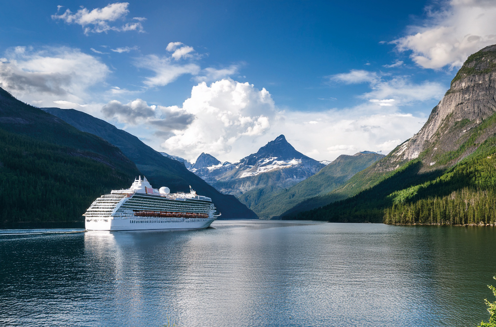 Cruise Blog, Sailing Through Storybooks: Cruising Eastern Canada & New England